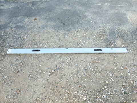 regle macon niveau bulle 2m 30 Saint-Jean-de-Fos (34)