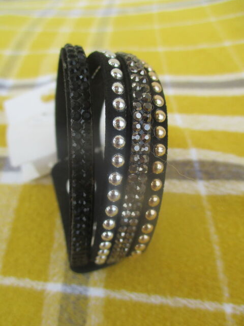 Bracelet Fantaisie, Sans Nickel, Noir Orné de Strass - Neuf 5 La Ferté-Alais (91)
