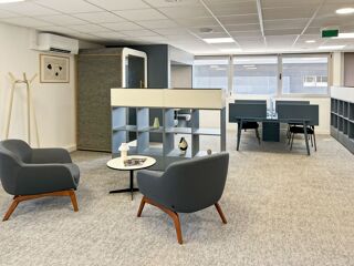   Grand bureau tout compris chez Regus Grenoble, Fontaine - Fontaine Fontaine