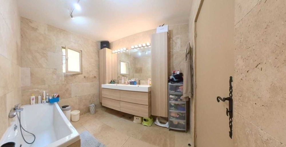 Vente Maison Villa Octon 160 m² Octon