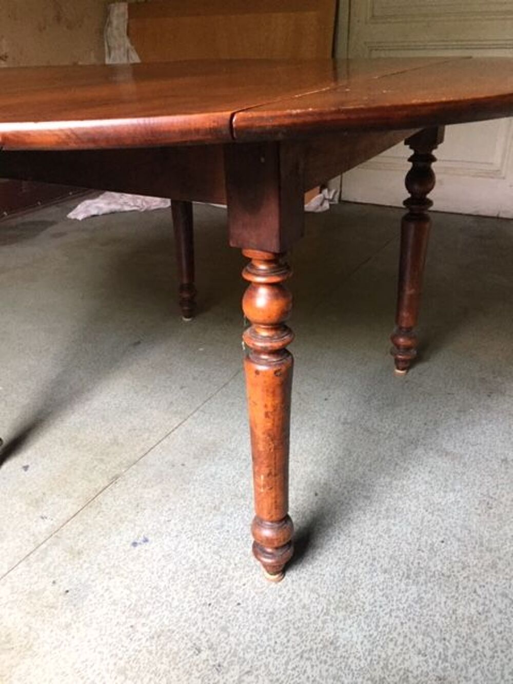Table cerisier Meubles