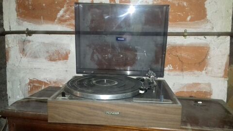 tourne disque  pik up  socle bois brun Pionner 45/33/68 t. 35 Gaillard (74)