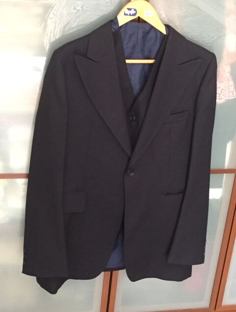 Costume 3 pieces 80 Pont-Sainte-Maxence (60)