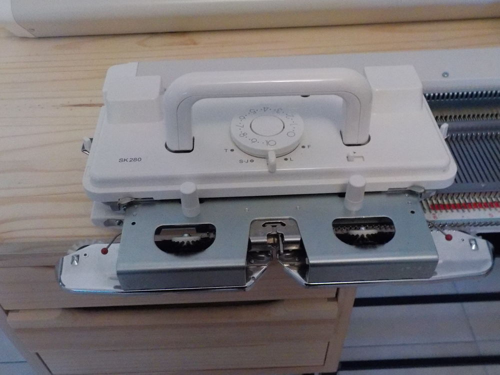 Machine a tricoter SILVER REED SK 280 Bricolage