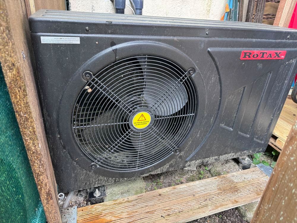 Pompe &agrave; chaleur pour piscine Jardin