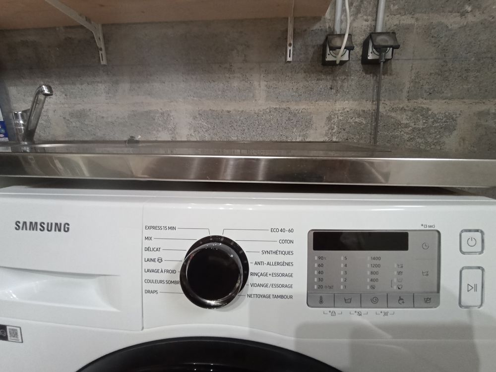 LAVE-LINGE SAMSUNG 9KG - CYCLE VAPEUR - QUASI NEUF Electrom�nager