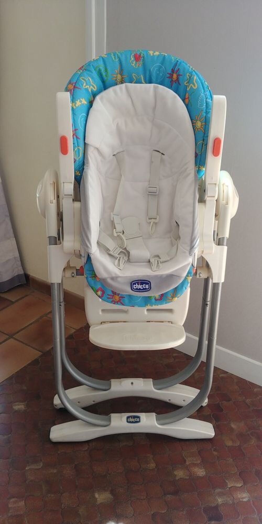 Chaise b&eacute;b&eacute; Puriculture