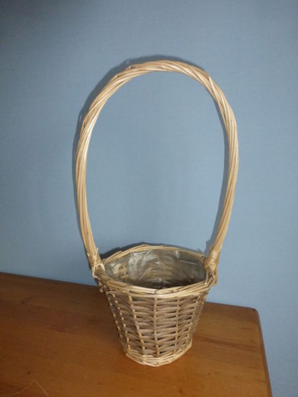 CACHE PLANTE ou panier en bois Décoration