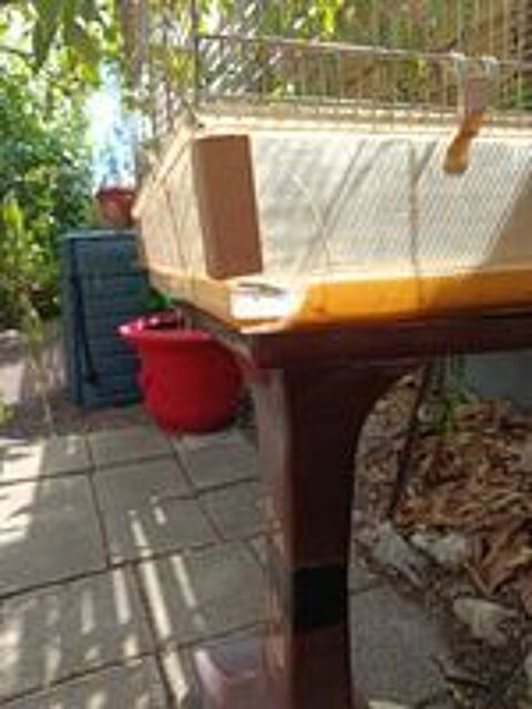   cage sur pied 