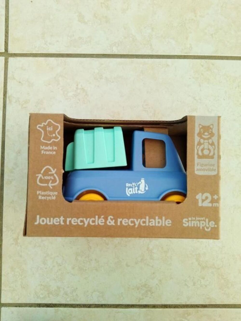 Camion en plastique recycl&eacute; (Neuf) Jeux / jouets