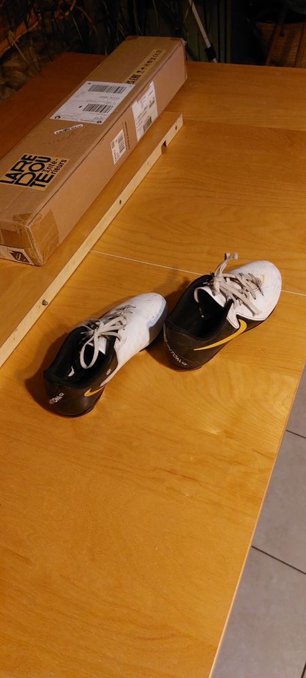 Chaussure de foot enfant Sports