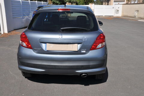 Peugeot 207 1.6 VTi 120ch Allure 2011 occasion Th&eacute;zan-l&egrave;s-B&eacute;ziers 34490