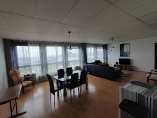  Loft à louer 3 pièces 84 m²