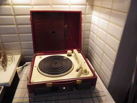 TOURNE DISQUE La Voix de Son Maître 359 A RÉVISÉE 40 Fontenay-le-Fleury (78)