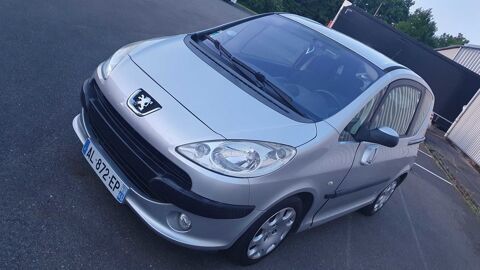 Peugeot 1007 