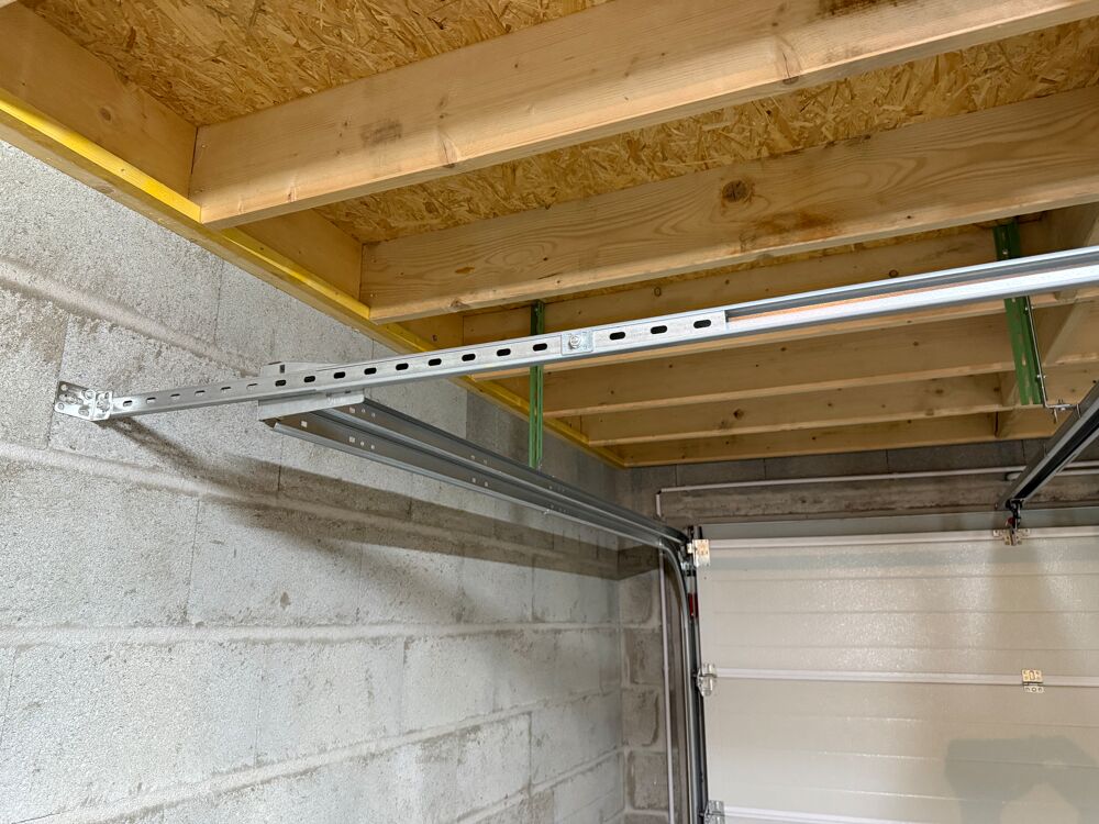 Portail sectionnel + moteur Novoferm Bricolage