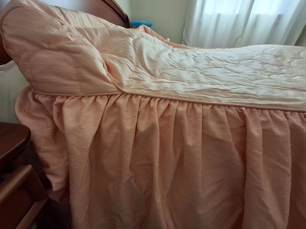 Dessus de lit pour lit de 160 cm de large, couleur saumon Décoration