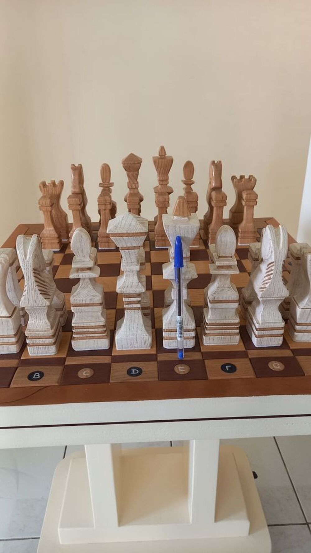 Jeu d &eacute;checs fait main Jeux / jouets