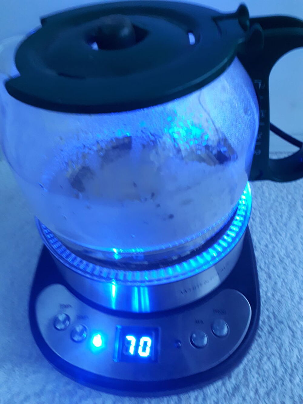 Bouilloire &eacute;lectrique en verre White &amp; Brown Electrom�nager