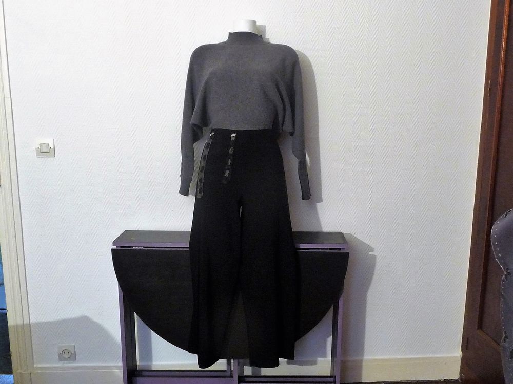 Pantalon Droit Noir en 98% Viscose- Taille XS- Biche de B&egrave;re Vêtements
