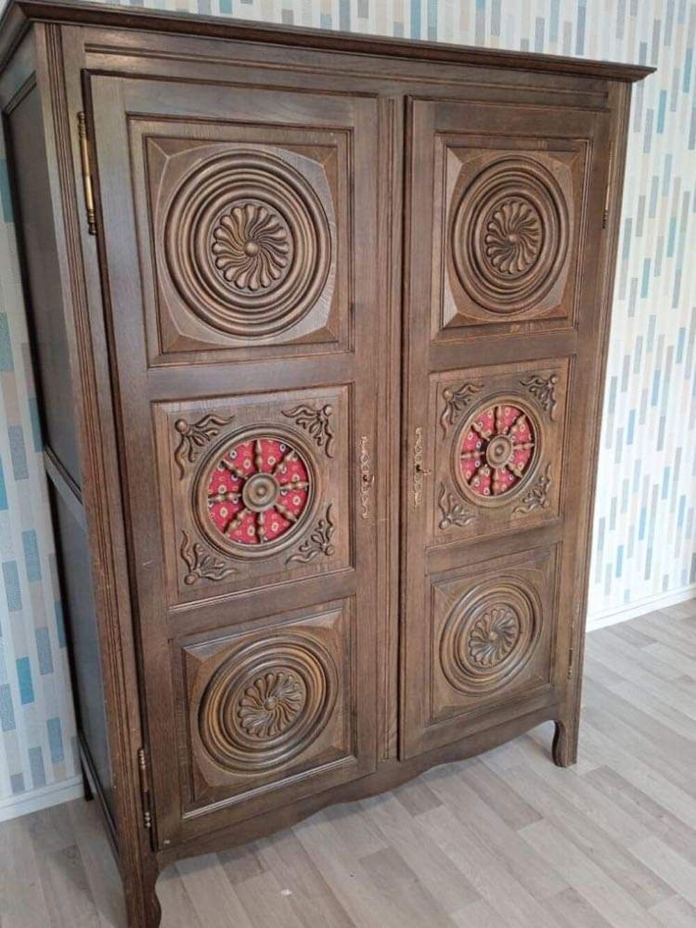 Achetez armoire vends jolie occasion, annonce vente à Langoat (22