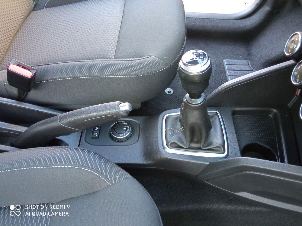 Duster Blue dCi 115 4x4 Prestige 2019 occasion 38840 Saint-Lattier