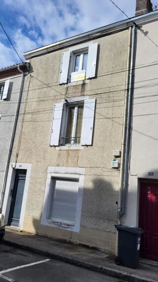 Appartement 8 pièces 93 m² · à Parthenay · 93 m² · 103 000 €