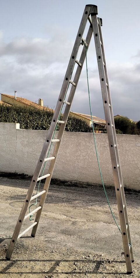 Echelle tubesca transformable 2 plans 2x12 echelons 250 Saint-Jean-de-Fos (34)