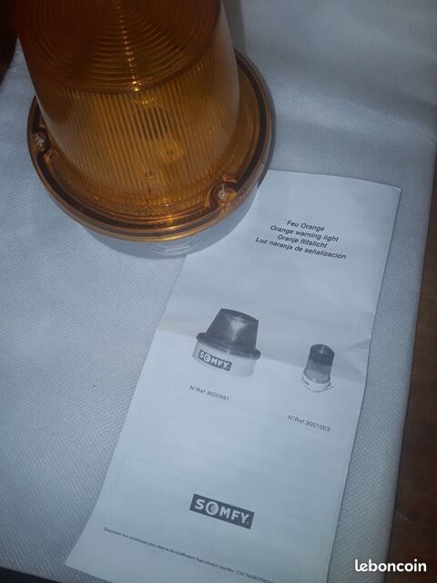 Feu orange somfy n�9000991 22 Serres-Castet (64)