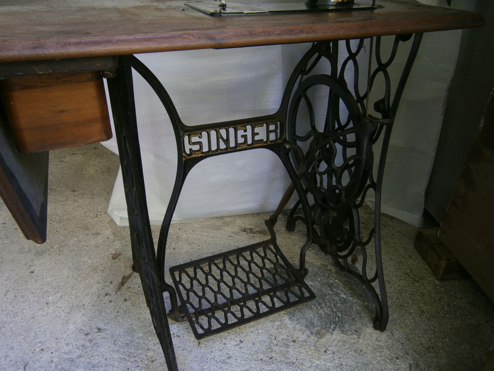 MACHINE a COUDRE SINGER Meubles