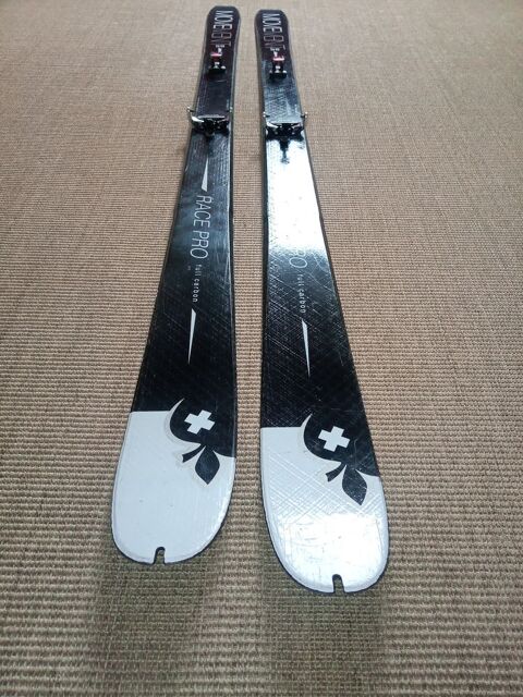 SKI DE RANDONNEE MOVEMENT PRO RACE 85 FULL CARBON 700 Mont-Dauphin (05)