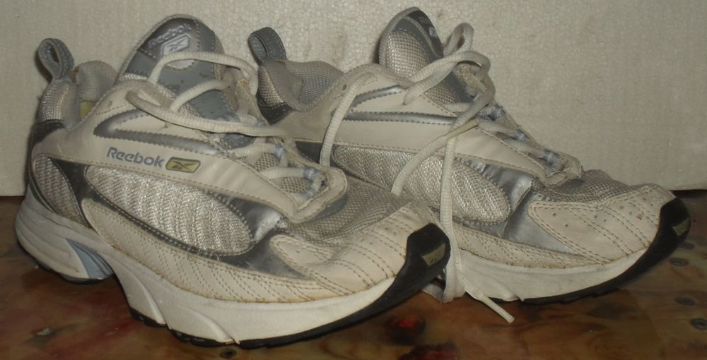 Chaussures de sport Reebok taille 39 Sports