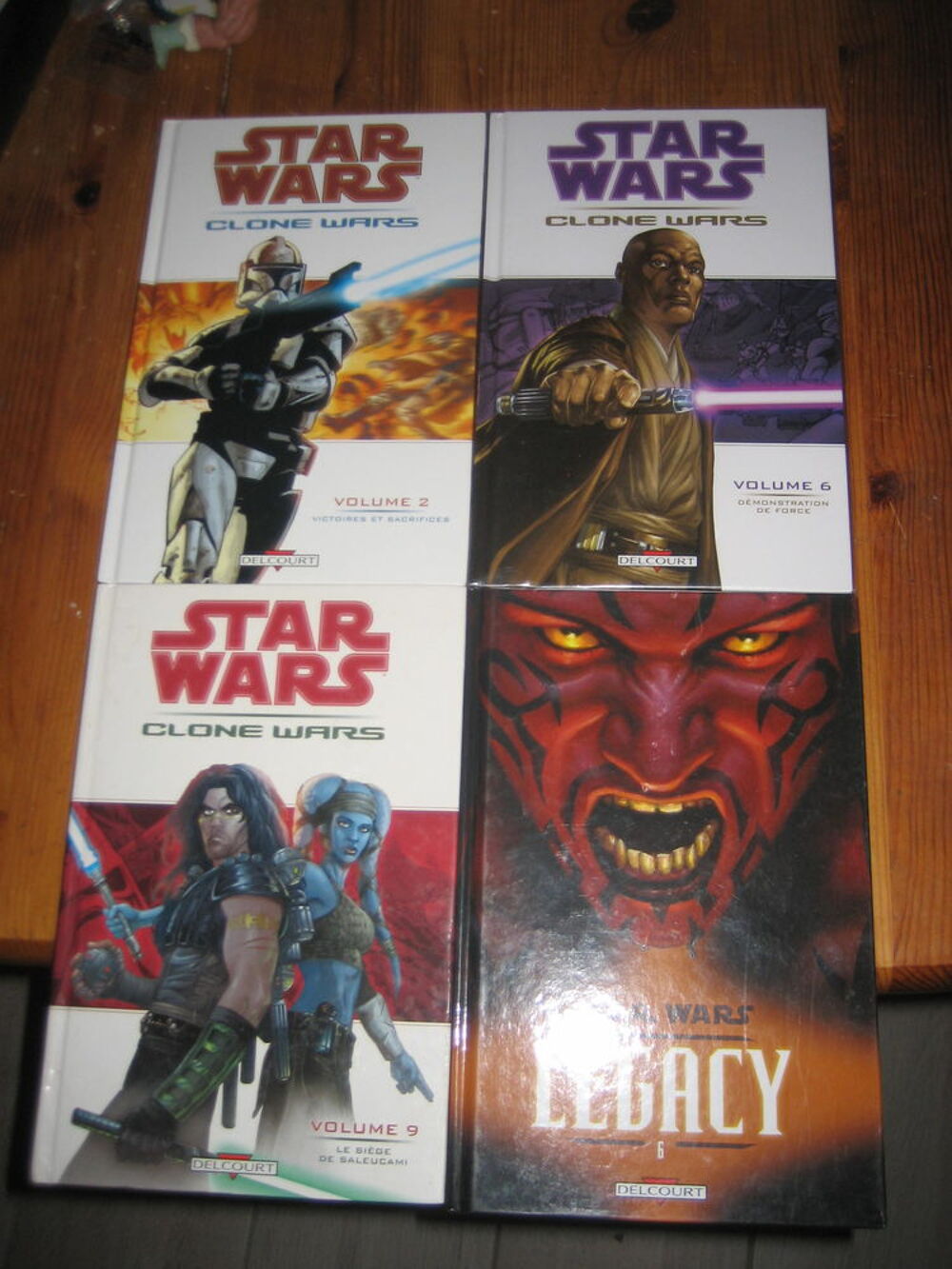 lot 4 albums STAR WARS clone wars 2+6+9+legacy 6 delcourt comics en fran&ccedil;ais Livres et BD