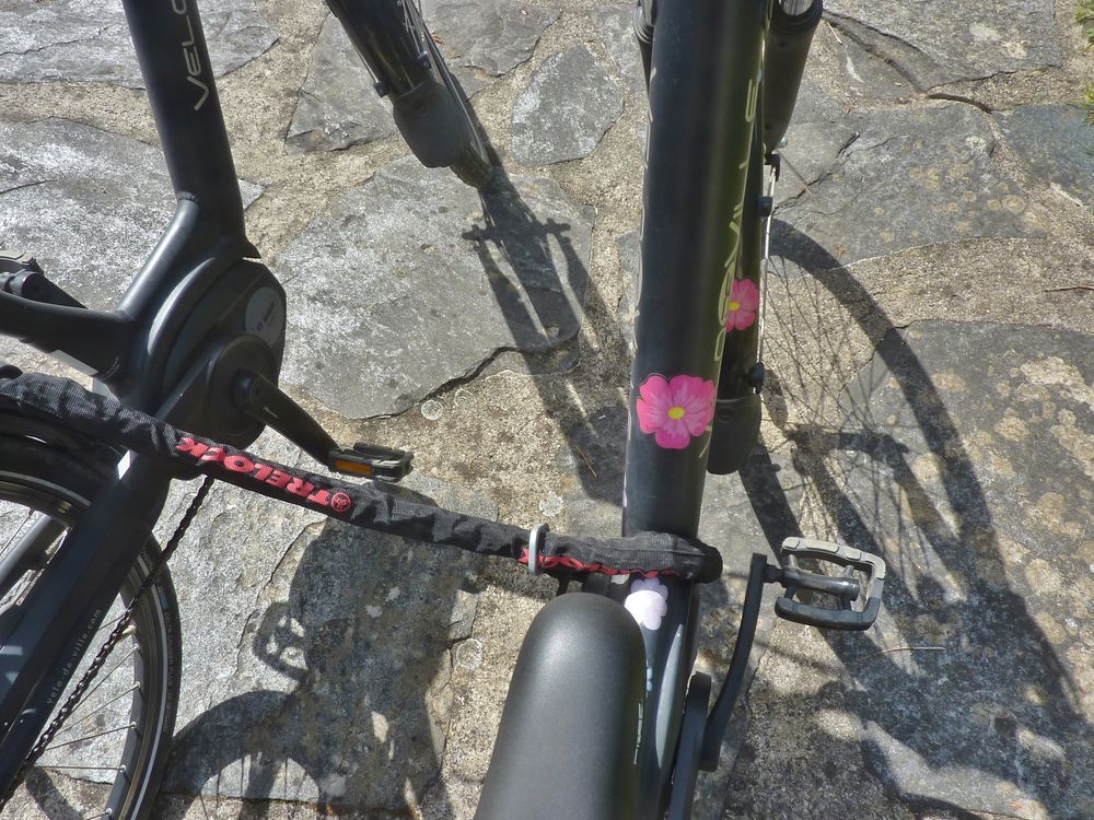 VAE comme neuf de marque v&eacute;lo de ville. Vélos
