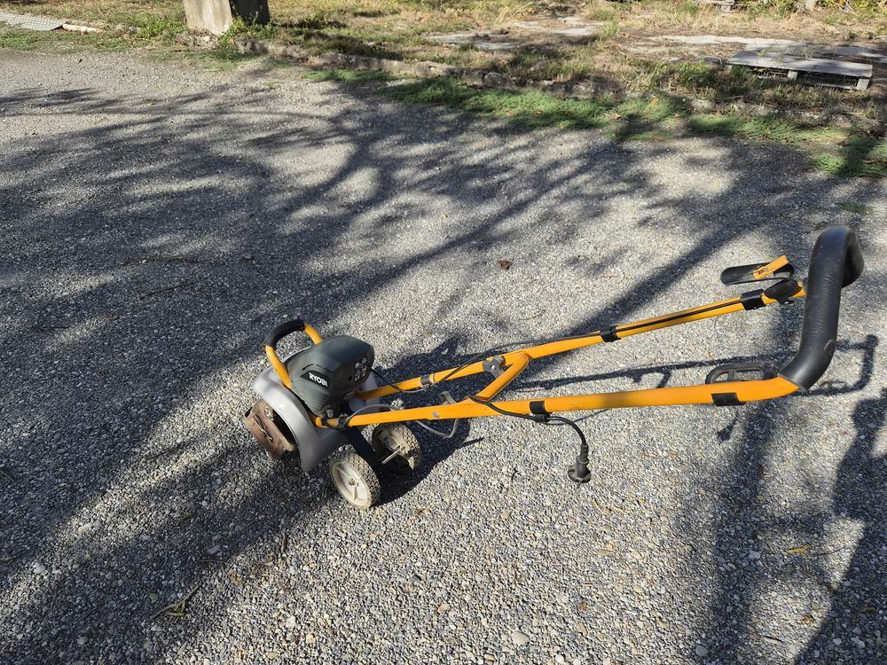 motobineuse Ryobi &eacute;lectrique Jardin