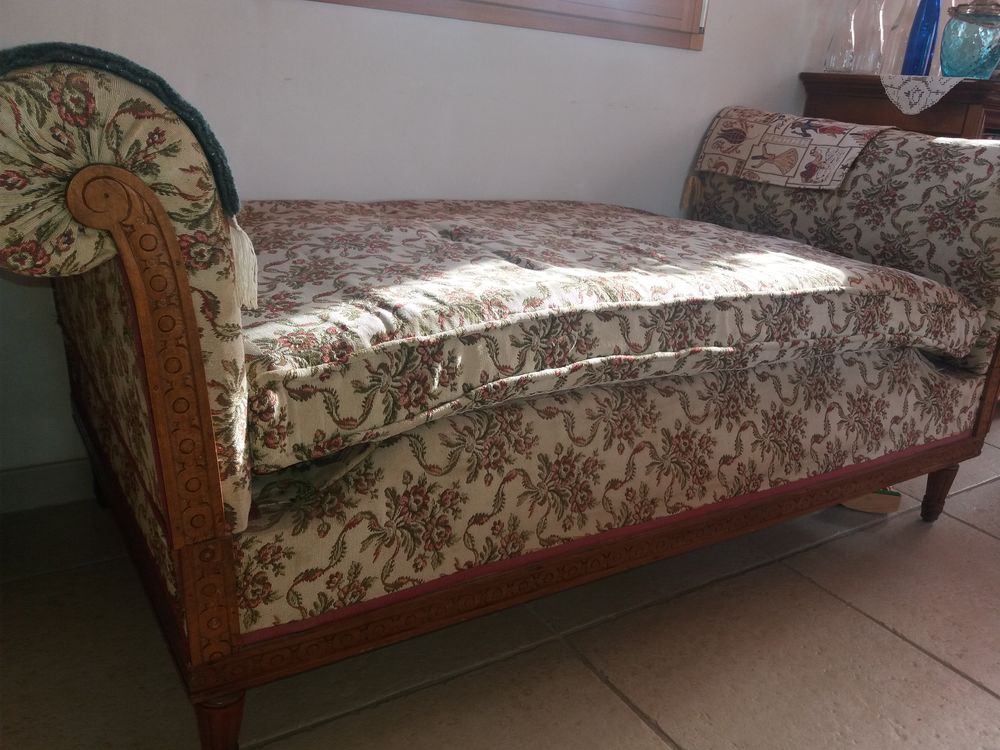 Banquette lit de repos Meubles