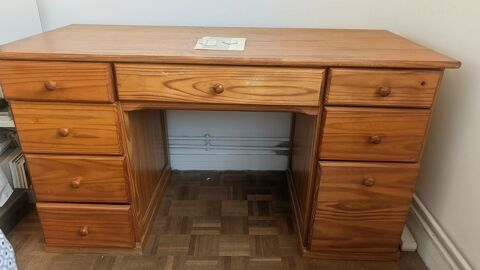 Bureau en pin Montreuil (93)