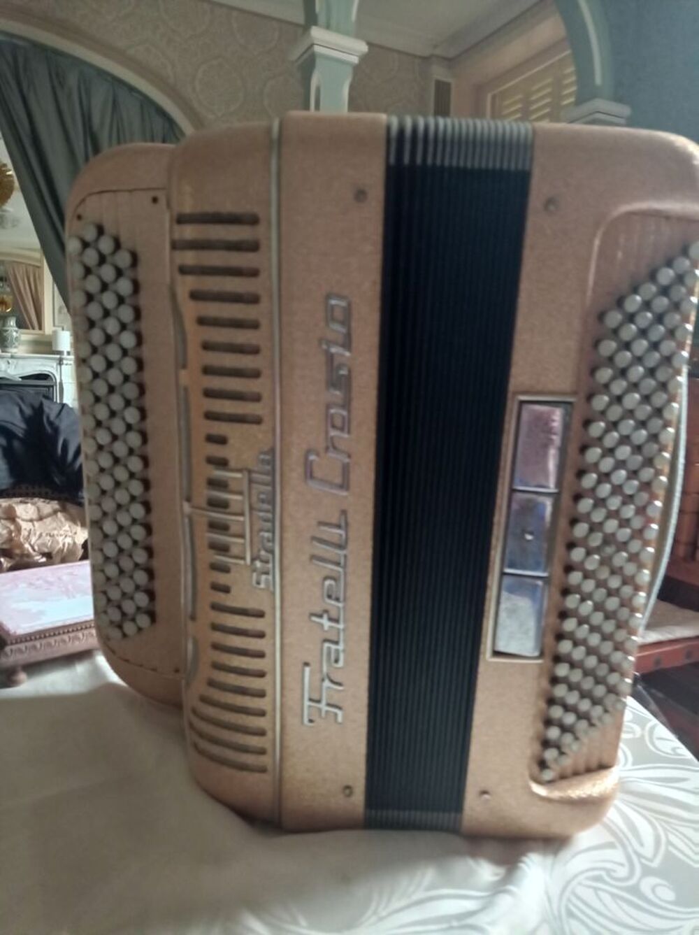 ACCORDEON FRATELLI CROSIO -TBE Instruments de musique