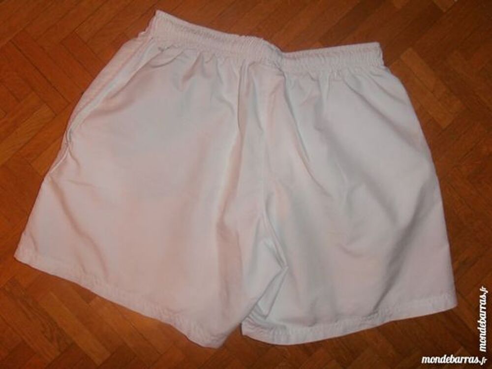 Short ARTENGO (52) Sports