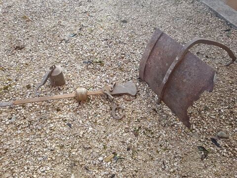 Balance romaine ancienne, en l'�tat 15 Mouxy (73)