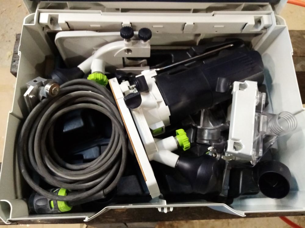   Affleureuse Festool MFK 700 EQ-SET

