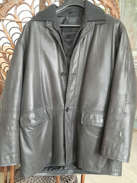 Superbe veste en cuir Champs-sur-Marne (77)