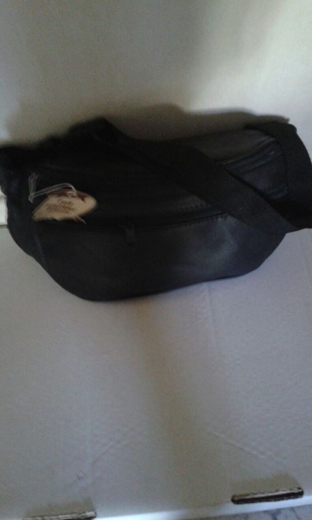BANANE EN CUIR NOIR BEAU MODELE TOUT CUIR AGNEAU Accessoires