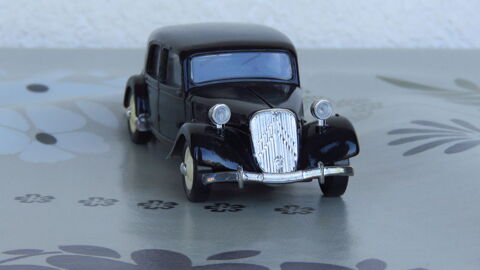 Voiture miniature Citro�n 15 1/43 10 Gap (05)
