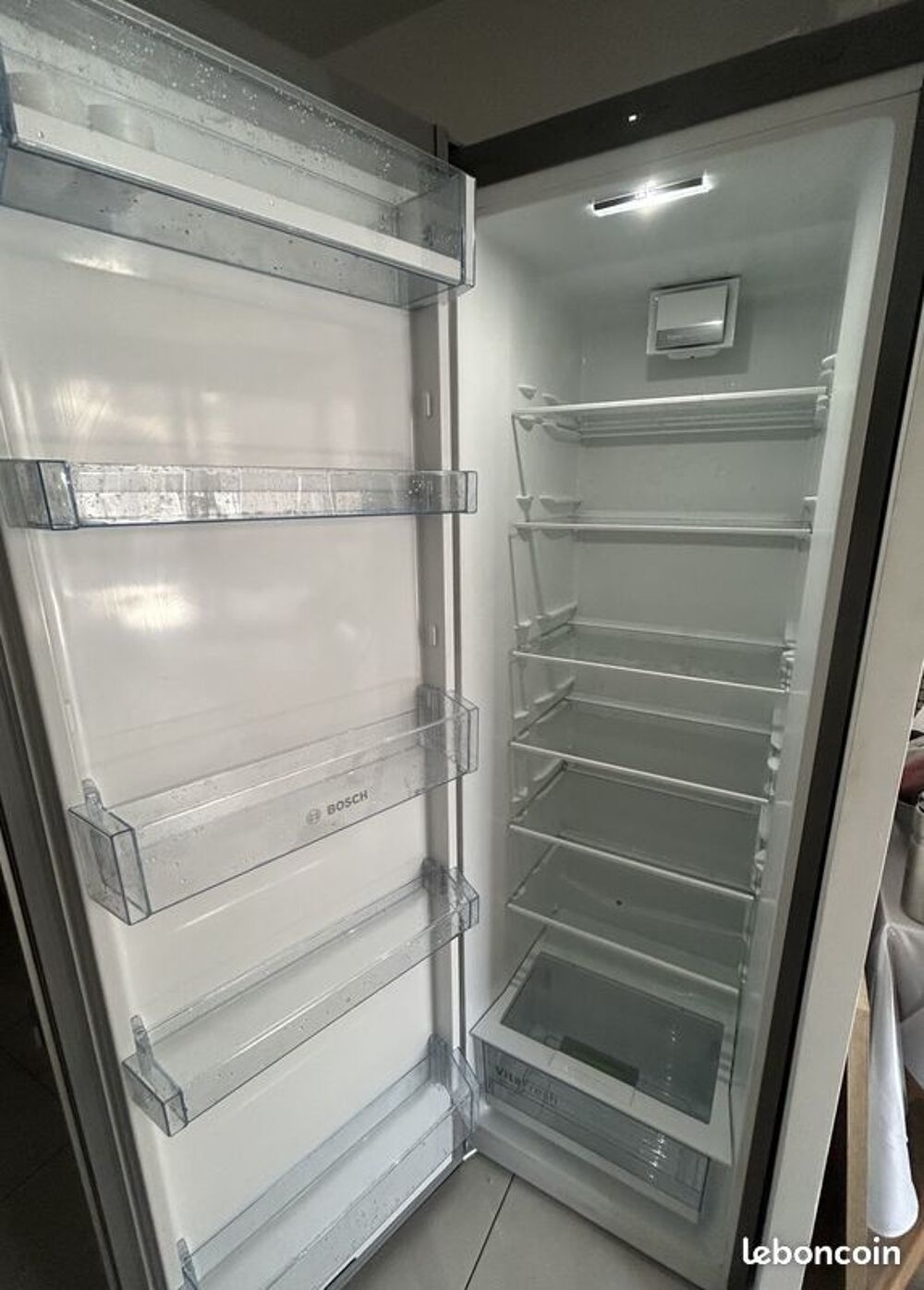 R&eacute;frig&eacute;rateur BOSCH - 1 porte - 346 L - L 60 x H 186 cm Electroménager