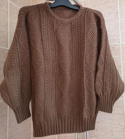 Pull long marron glac    taille 42  44
4 Narbonne (11)