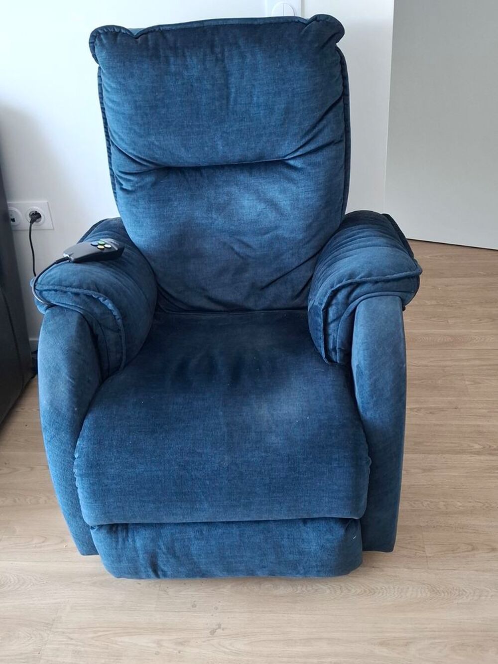 fauteuil m&eacute;dicalis&eacute; releveur lux Meubles