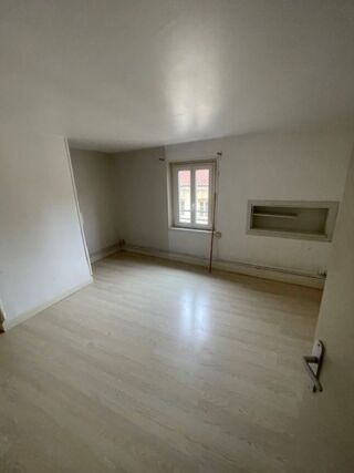  Appartement  louer 4 pices 89 m