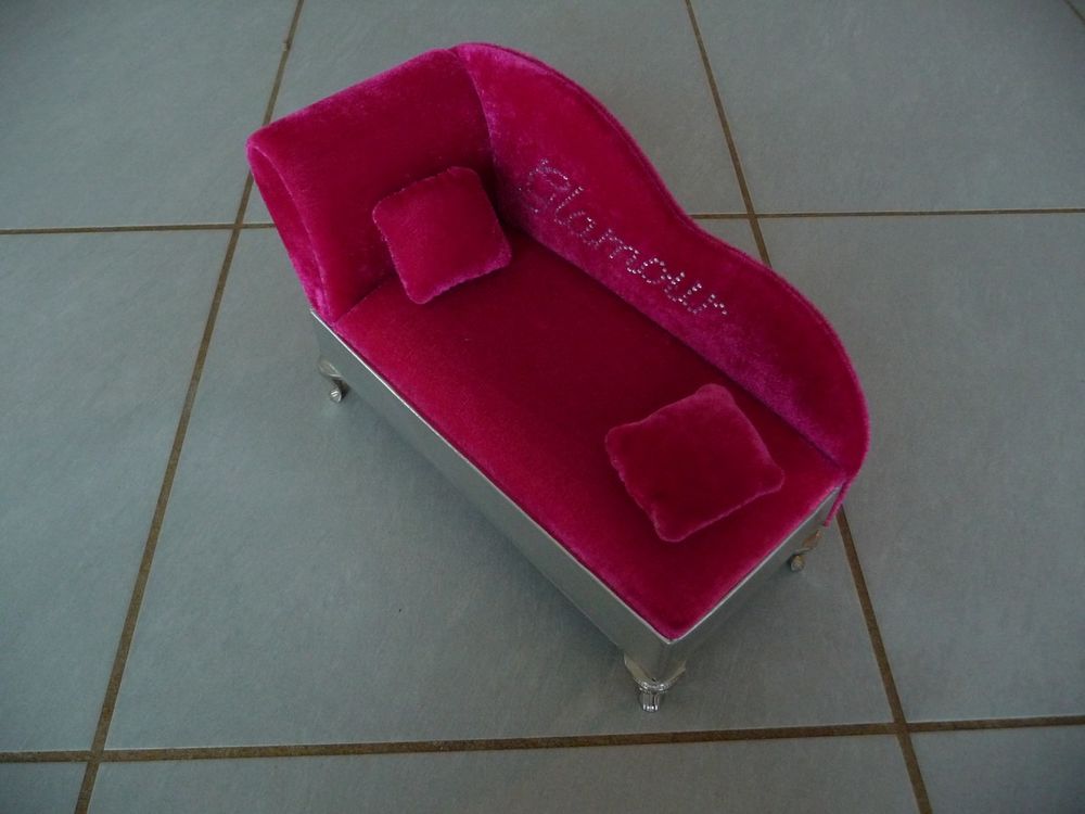 Boite &agrave; bijoux forme m&eacute;ridienne + 2 petits coussins - Neuve Décoration