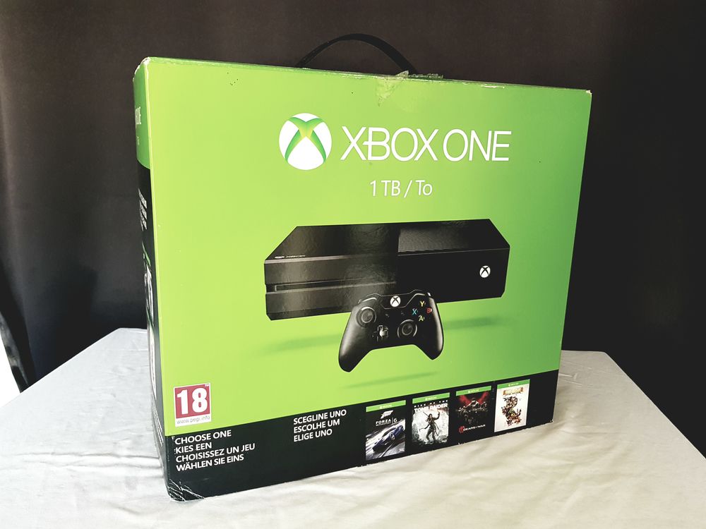 Xbox one avec ses jeux Consoles et jeux vidéos